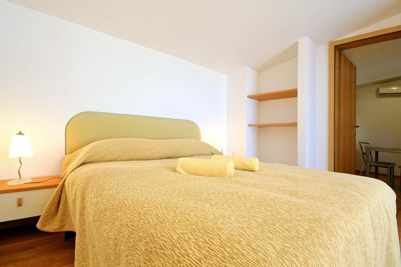 Sun Palace Residence Premantura Luaran gambar