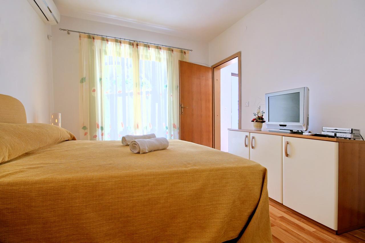 Sun Palace Residence Premantura Luaran gambar