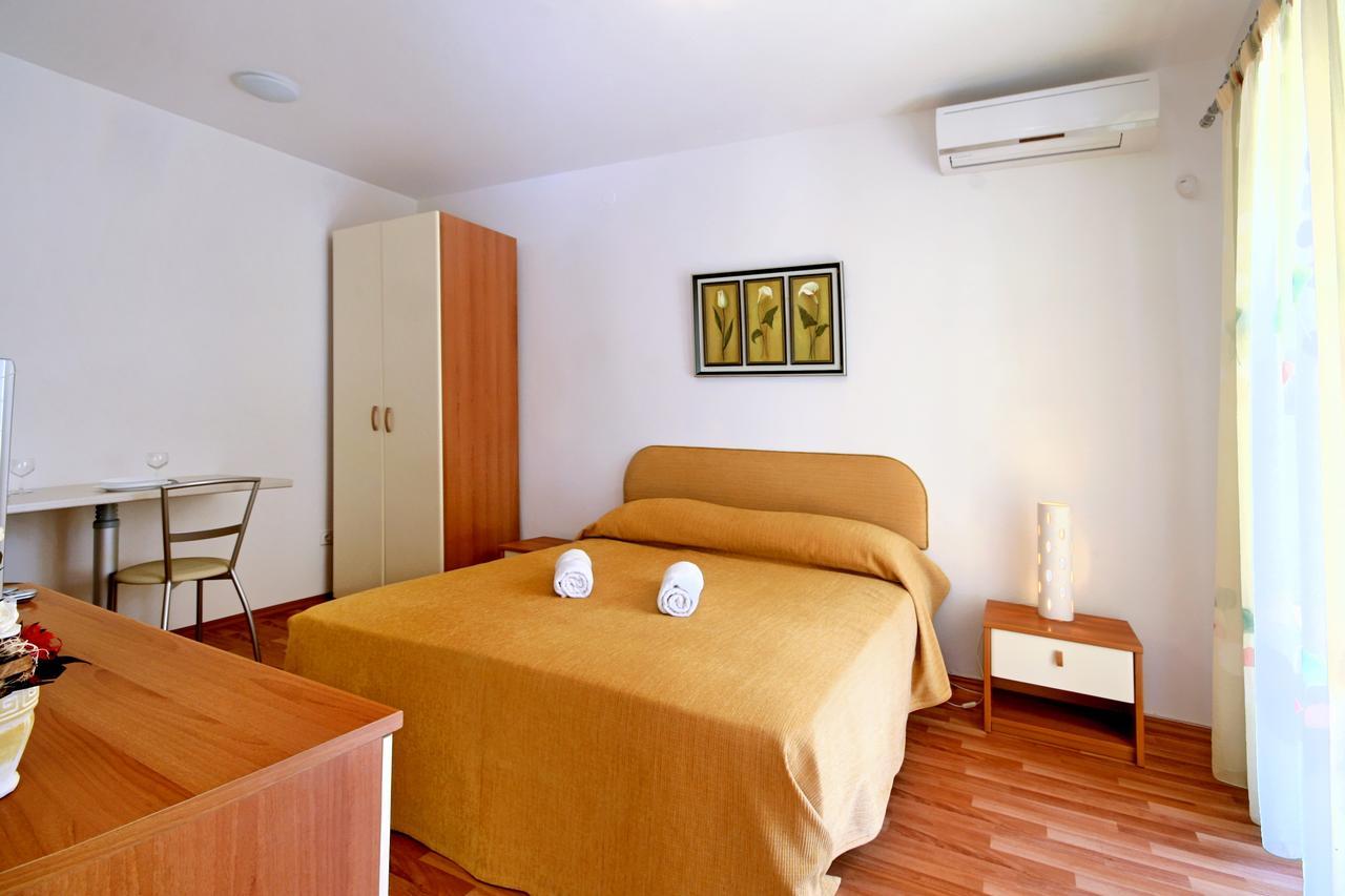 Sun Palace Residence Premantura Luaran gambar