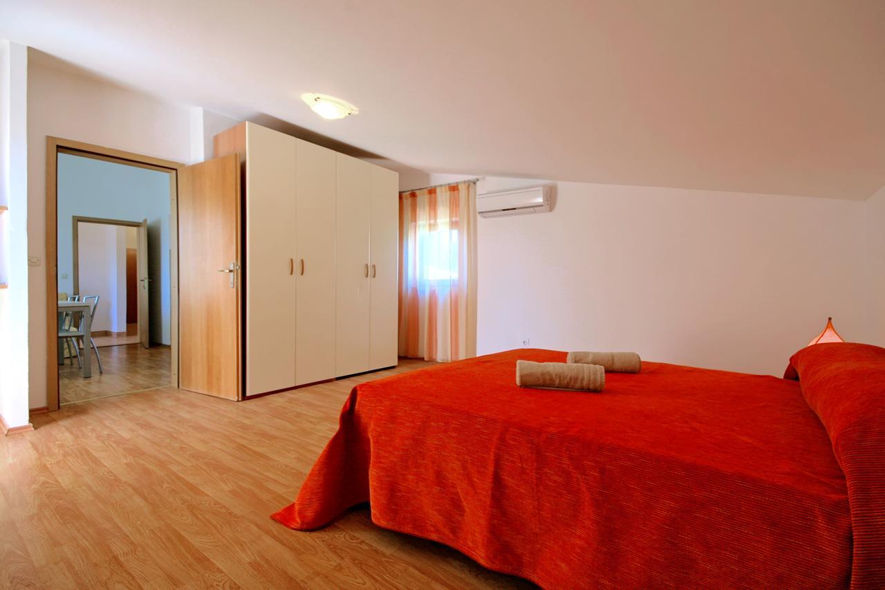 Sun Palace Residence Premantura Luaran gambar